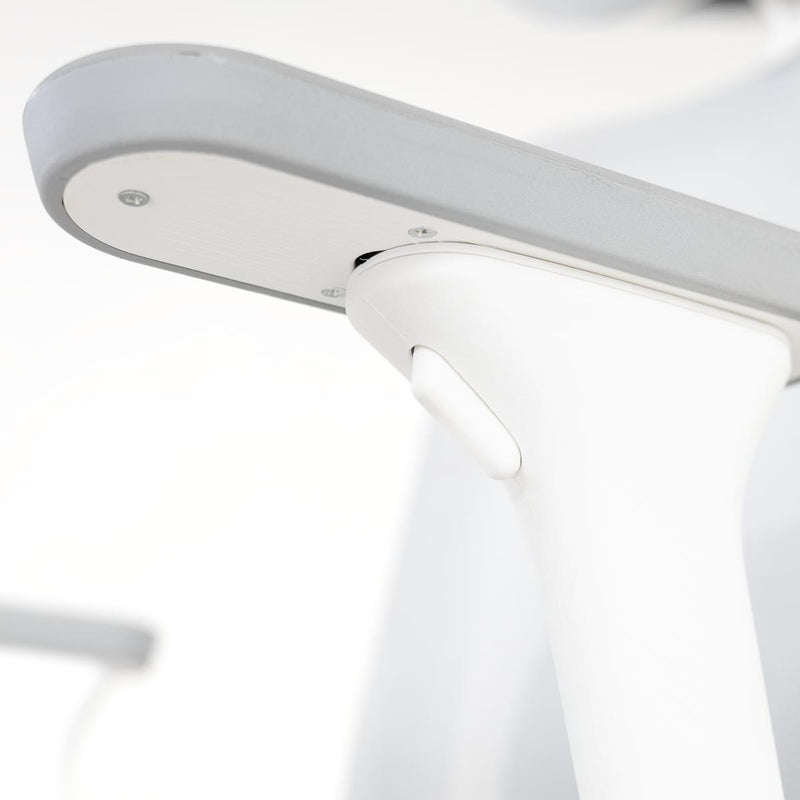 Cadeira Ergonômica Elements Astra Pro Cinza Conforto Premium Ajustável para Home Office e Escritório - ELEM-71466
